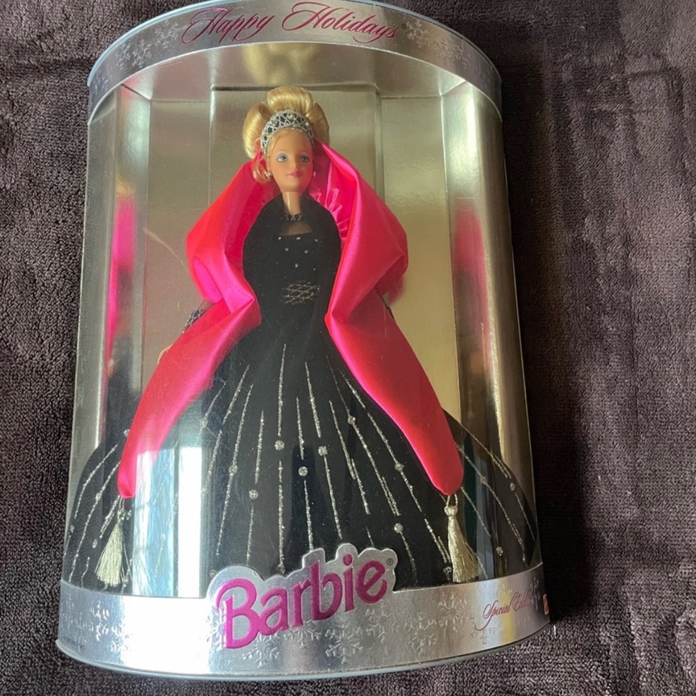 NIB Happy Holiday Special Edition 1998 Barbie